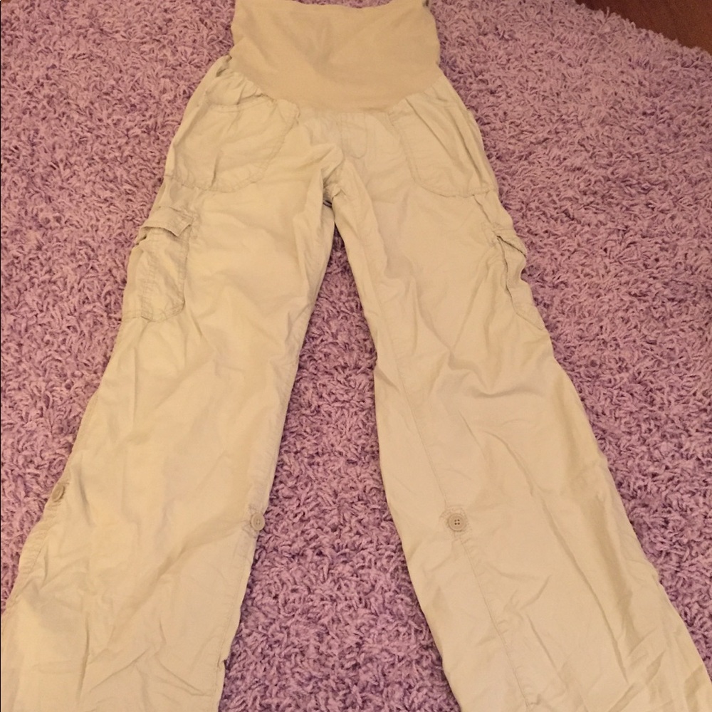 Maternity clothes